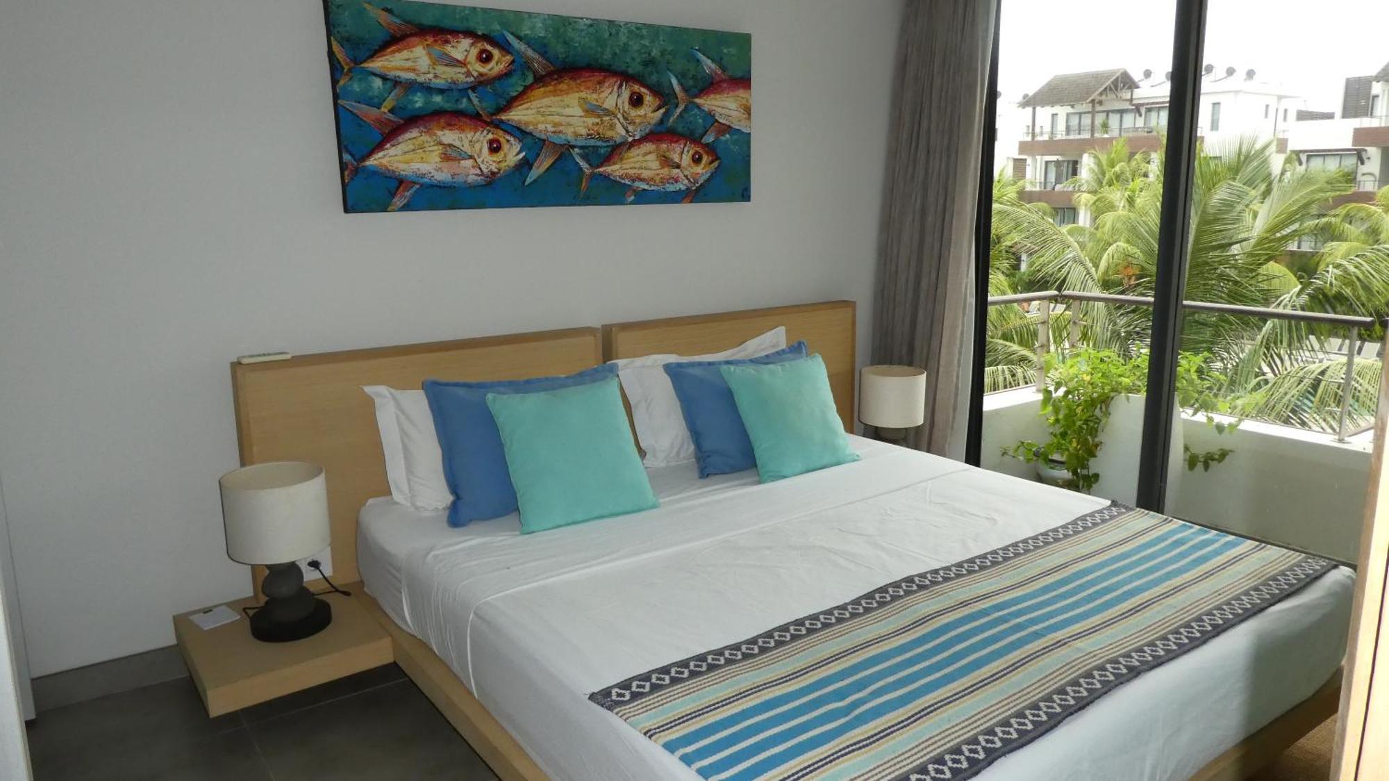 Appartement Le Dauphin Du Lagon Bleu - Plages De Mont Choisy Et De Trou Aux Biches Гранд-Бэй Экстерьер фото