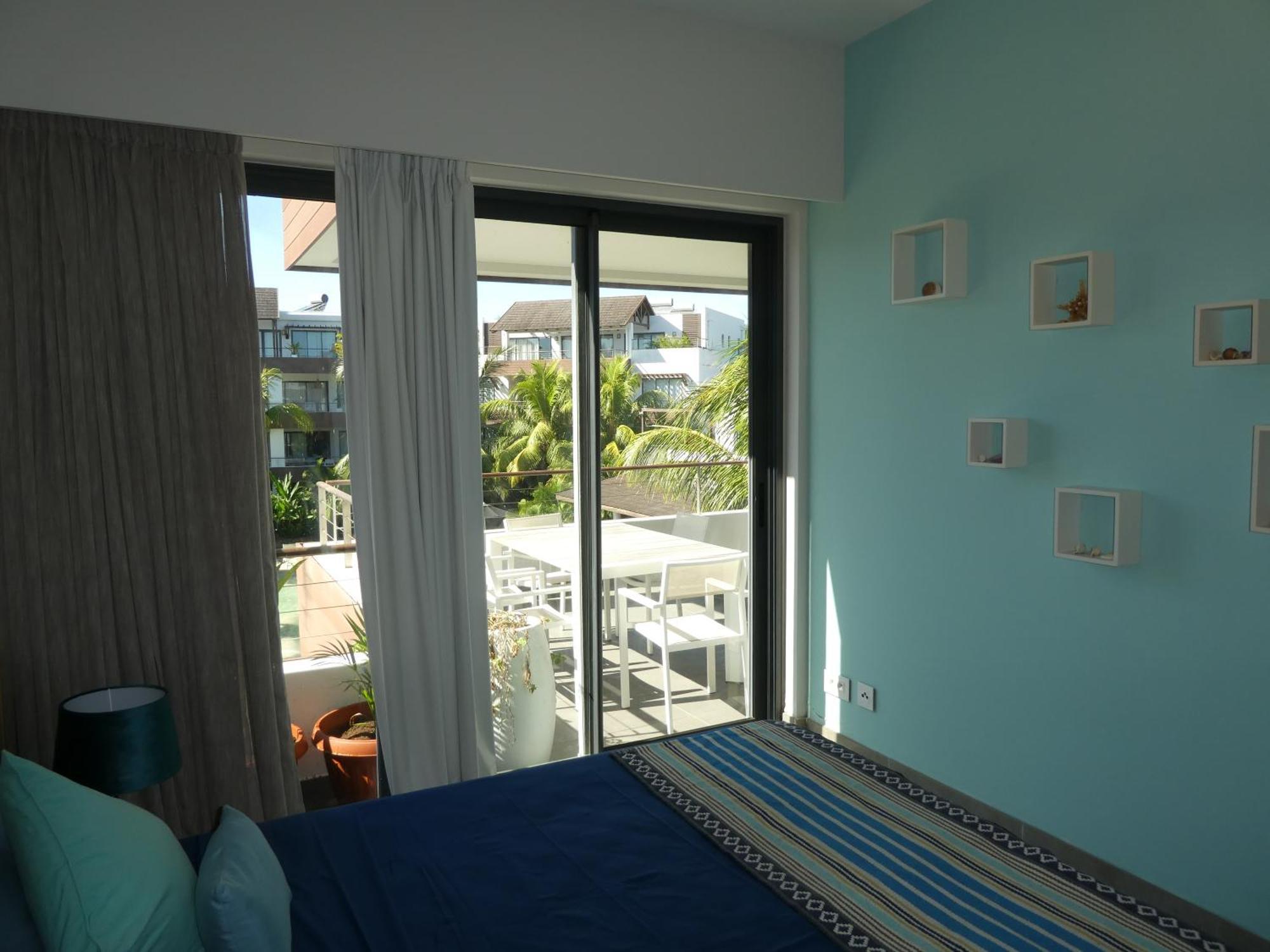 Appartement Le Dauphin Du Lagon Bleu - Plages De Mont Choisy Et De Trou Aux Biches Гранд-Бэй Экстерьер фото